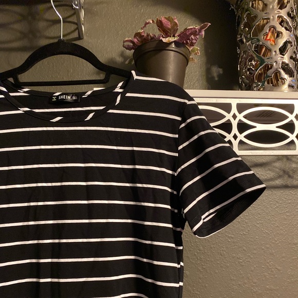 SHEIN B/W Stripped T-Shirt Dress - Picture 2 of 4